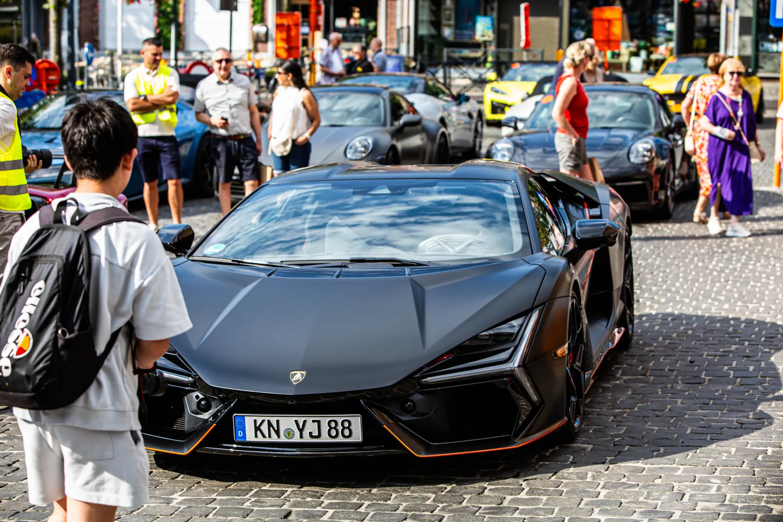 Dashboard en stuur van de Lamborghini Revuelto